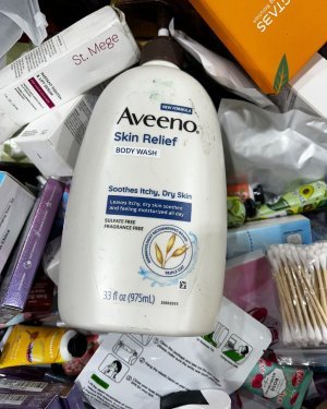 Cosmetics and Beauty Pallets - Image 7