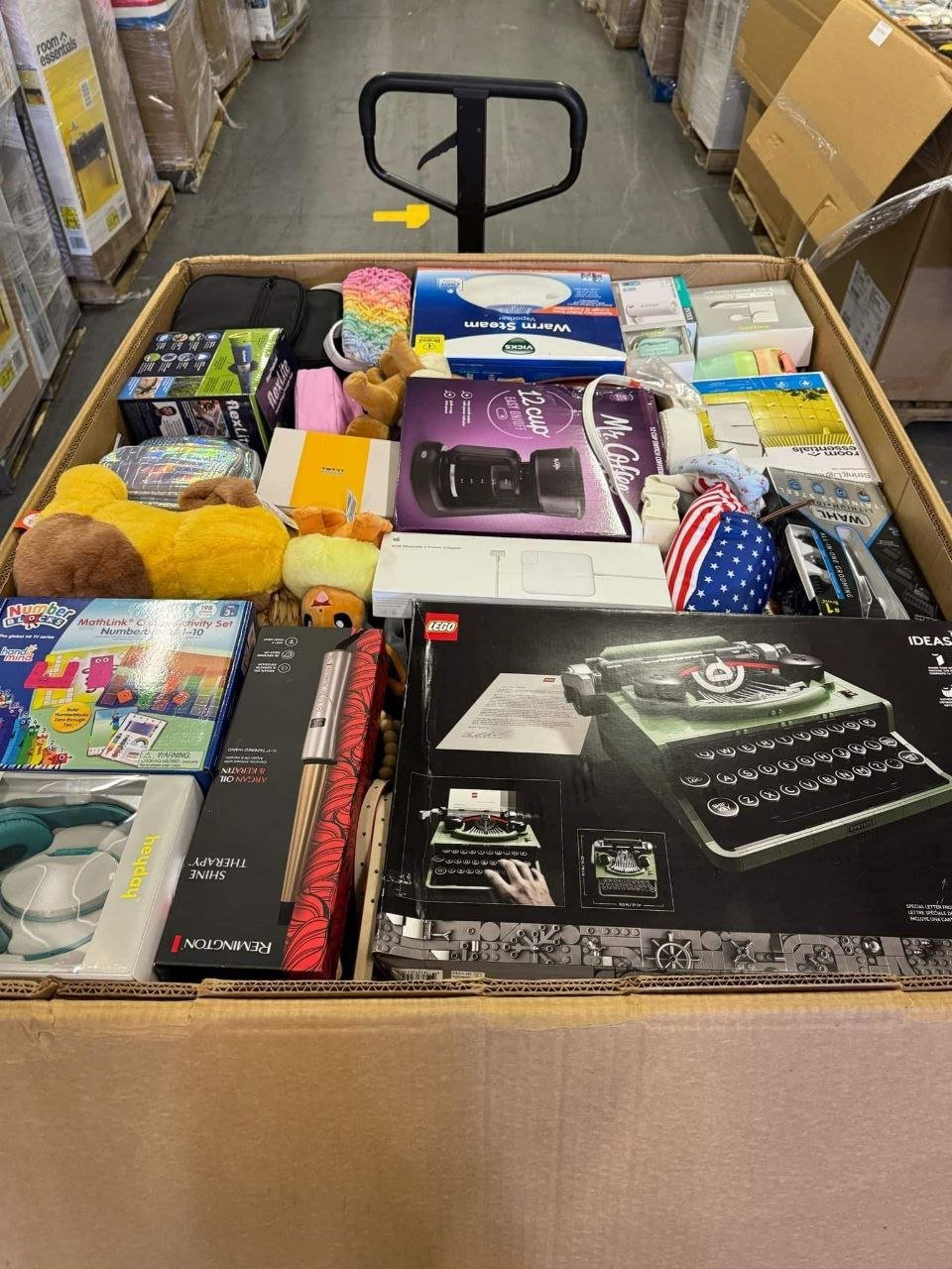 Amazon pallet - Image 12