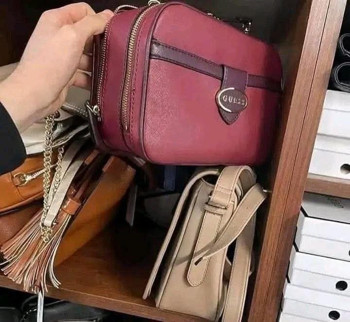 Female handbags pallet - Image 8