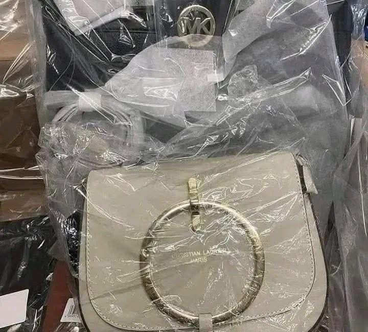 Female handbags pallet - Image 10