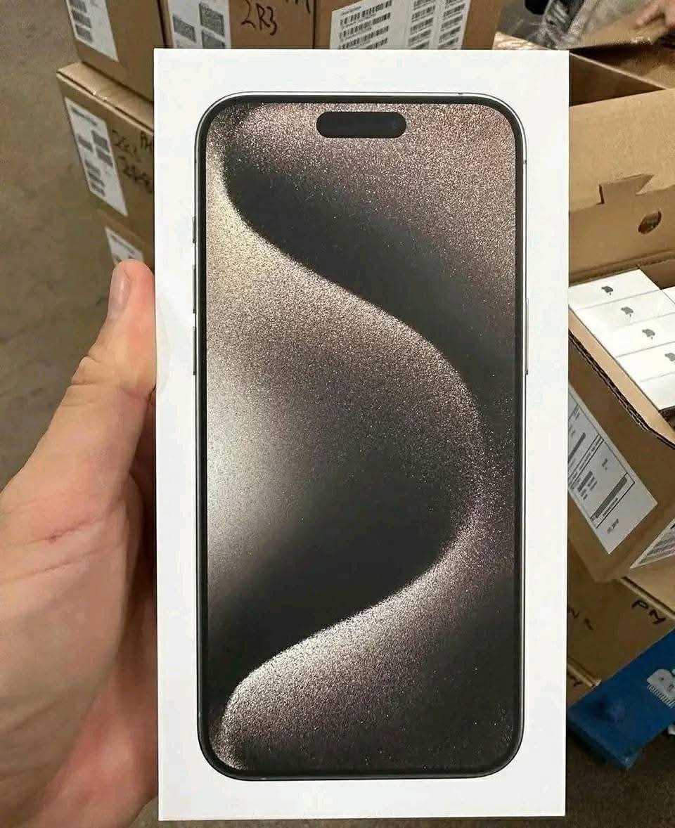 iPhone 15 pro max - Image 4