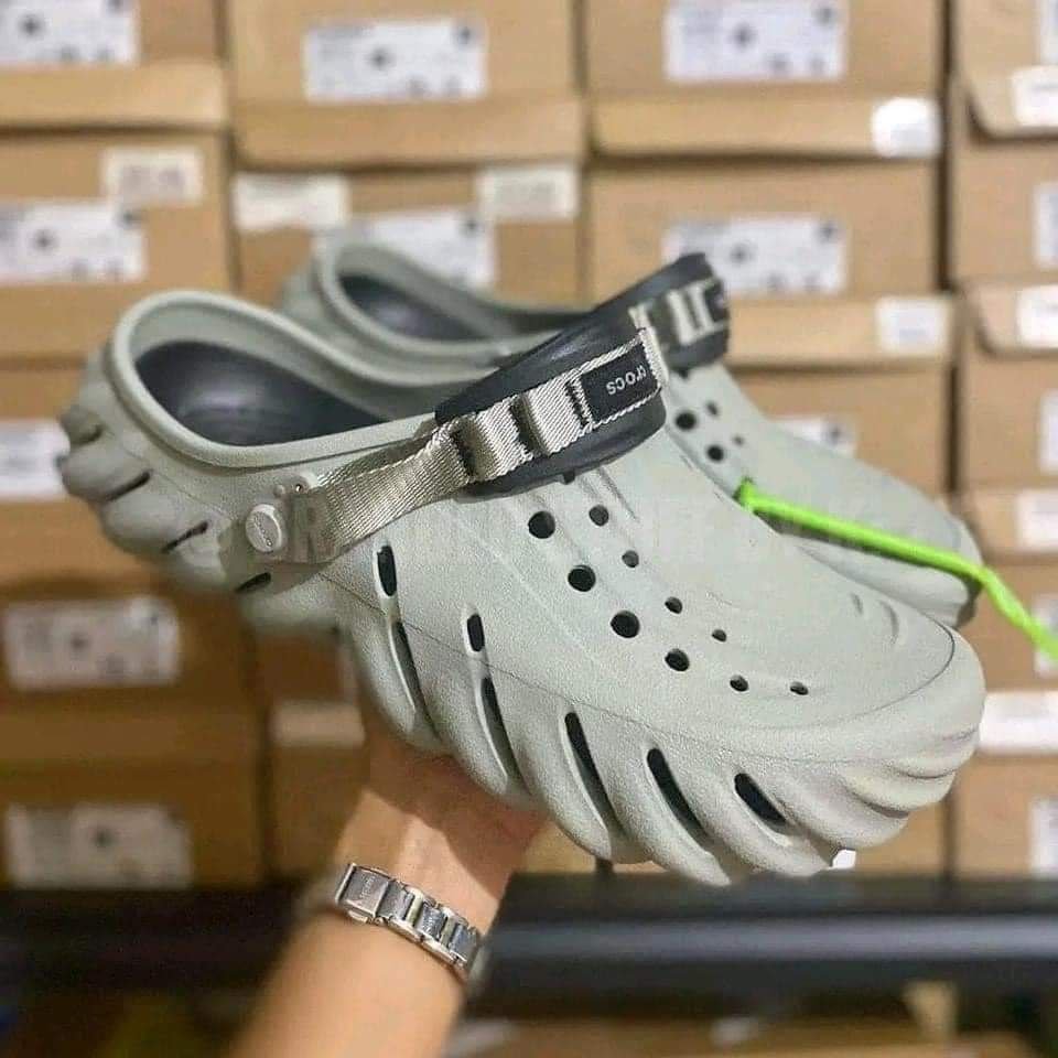 Crocs Pallet - Image 4