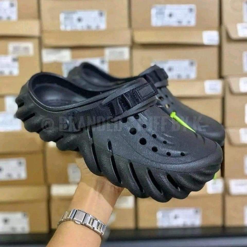 Crocs Pallet - Image 8